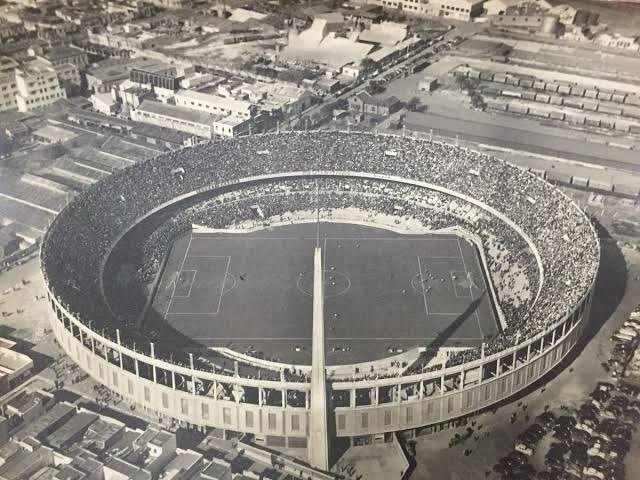 Vista aérea histórica del Cilindro de Avellaneda